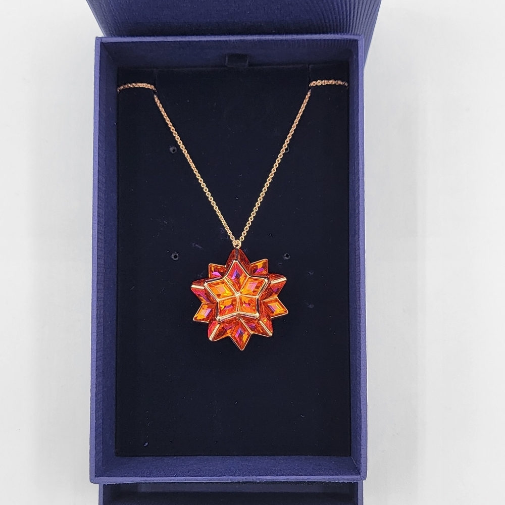 Swarovski Curiosa Star Pendant Necklace NWT #2766